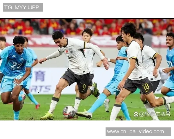 中国足球迎战叙利亚期待突破重围全力争取胜利展现团队精神与实力 中国足球迎战叙利亚期待突破重围全力争取胜利展现团队精神与实力